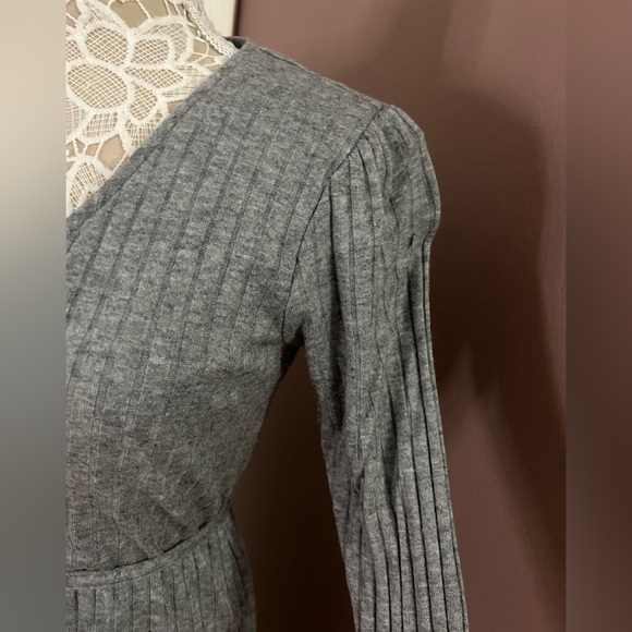 JULIA JORDAN Long Sleeve Sweater Knit Dress - Gray - SOLD OUT ONLINE - Picture 6 of 14